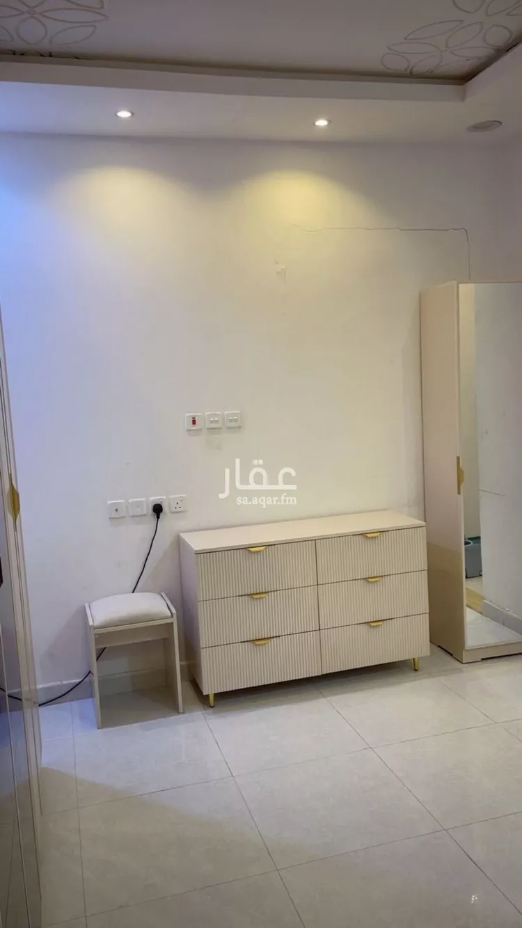 فيلا للإيجار في شارع عبدالفتاح راوه, حي الرمال, مدينة الرياض, منطقة الرياض 9