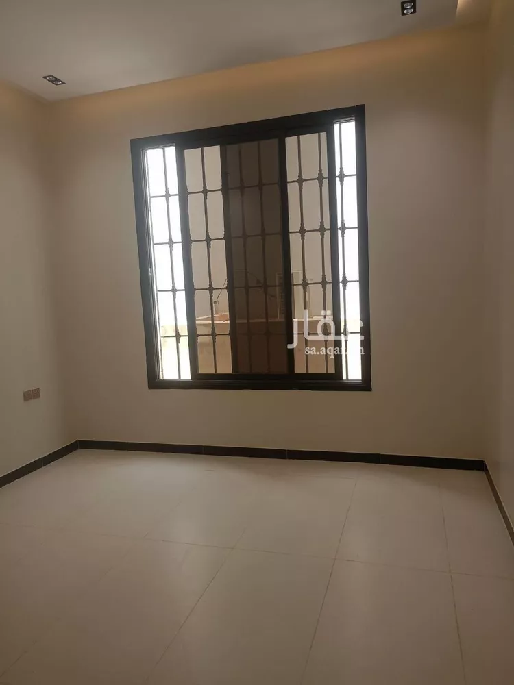 Floor for Sale in Riyadh Al Janadriyah صورة 2