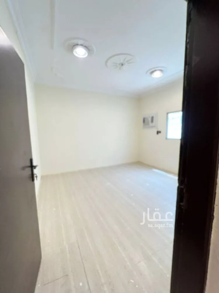 شقة للإيجار في شارع عبدالرحمن الناصر, حي الملك فيصل, مدينة الرياض, منطقة الرياض 6