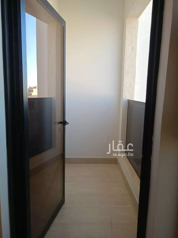 دور للبيع في شارع خريص, حي الجنادرية, مدينة الرياض, منطقة الرياض 7