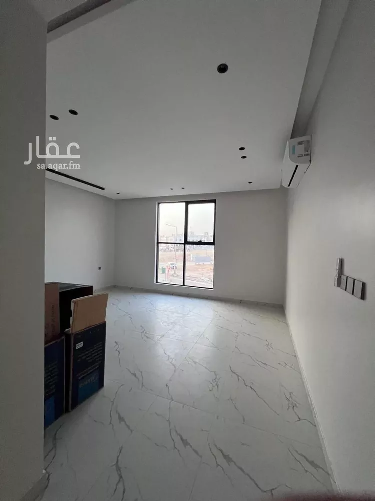 Floor for Rent in Riyadh Al Janadriyah 12