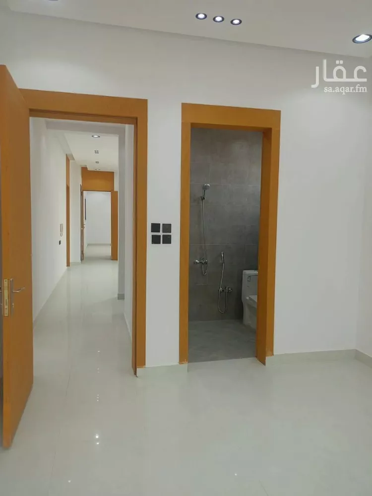 دور للبيع في شارع الضياء, حي الجنادرية, مدينة الرياض, منطقة الرياض 16
