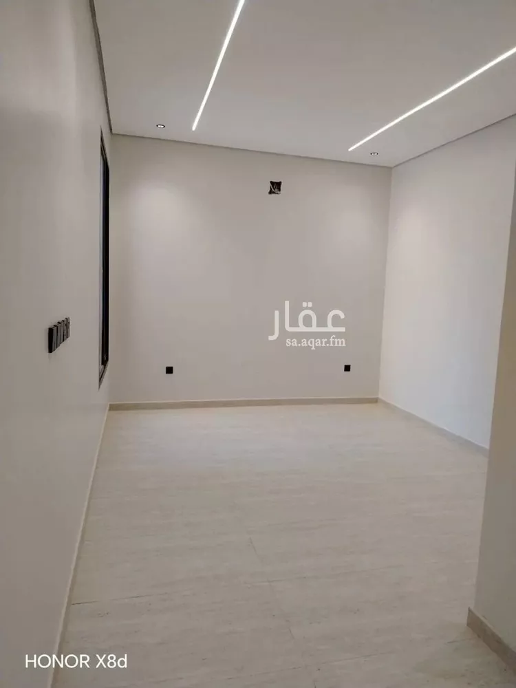 فيلا للبيع في شارع أحمد بن أبي عزرة, حي المرجان, مدينة الرياض, منطقة الرياض 15