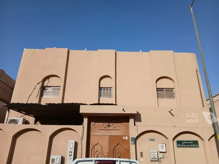 فيلا للبيع في شارع عبدالواحد بن عبدالسلام, حي الخليج, مدينة الرياض, منطقة الرياض 15