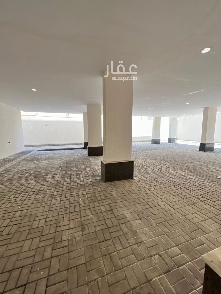 عمارة للإيجار في شارع السنبل, حي الجنادرية, مدينة الرياض, منطقة الرياض صورة 2