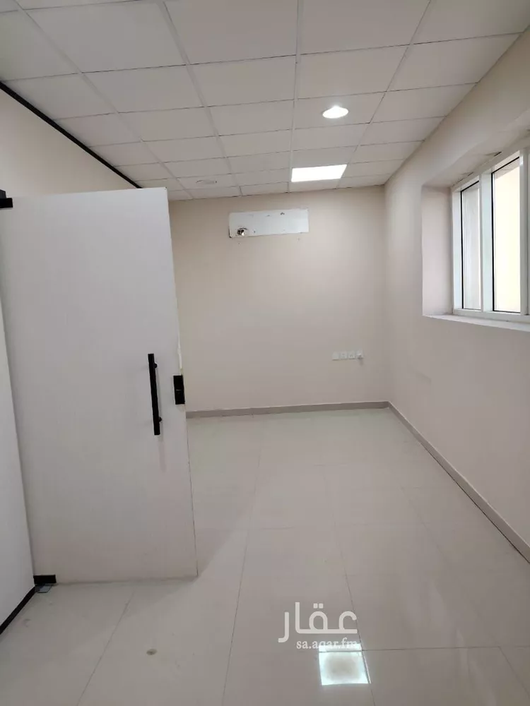 مكتب تجاري للإيجار في شارع علي البجادي, حي الرمال, مدينة الرياض, منطقة الرياض