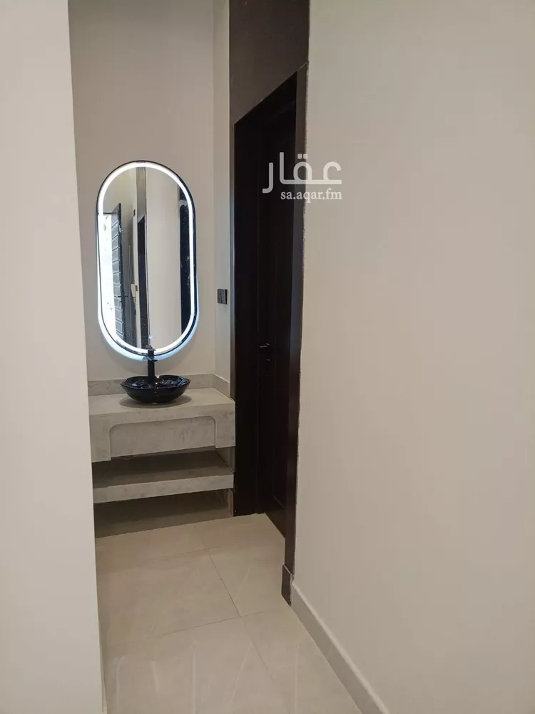 دور للبيع في شارع عثمان الرويني, حي البيان, مدينة الرياض, منطقة الرياض 18