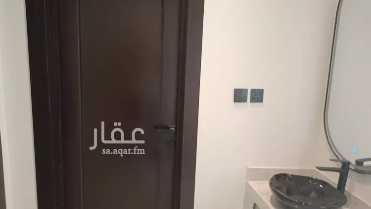 Floor for Sale in Riyadh Ash Sharq 6