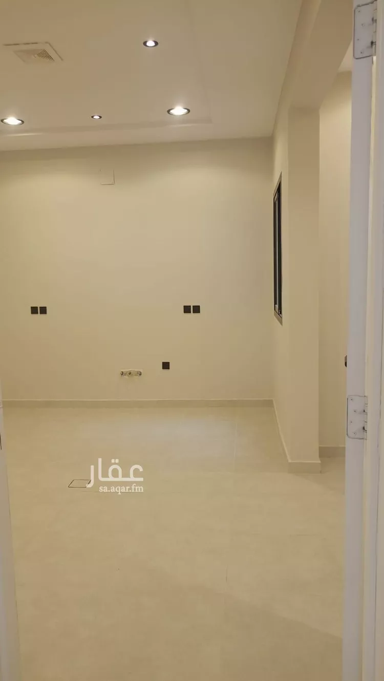 Floor for Sale in Riyadh Ash Sharq 21