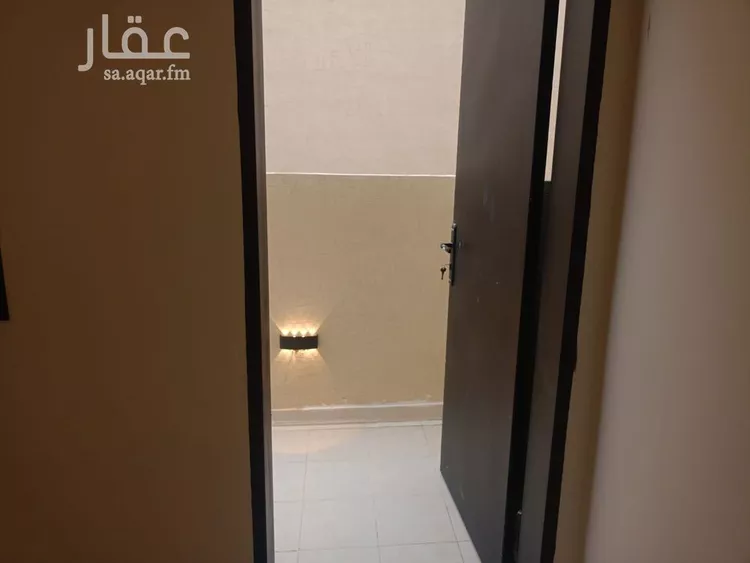 دور للبيع في شارع محمد بن شريك, حي البيان, مدينة الرياض, منطقة الرياض صورة 5