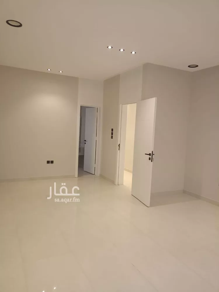 دور للبيع في شارع محمد بن شريك, حي البيان, مدينة الرياض, منطقة الرياض 26