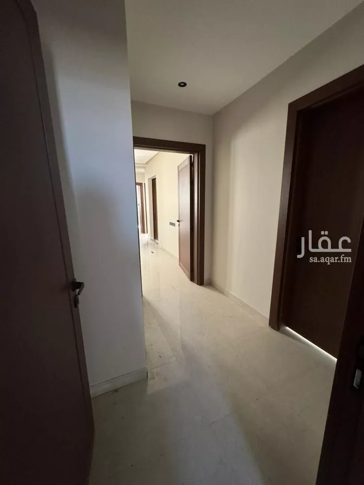 فيلا للبيع في شارع حميدة الإبراهيمي, حي العوالي, مدينة الرياض, منطقة الرياض صورة 3