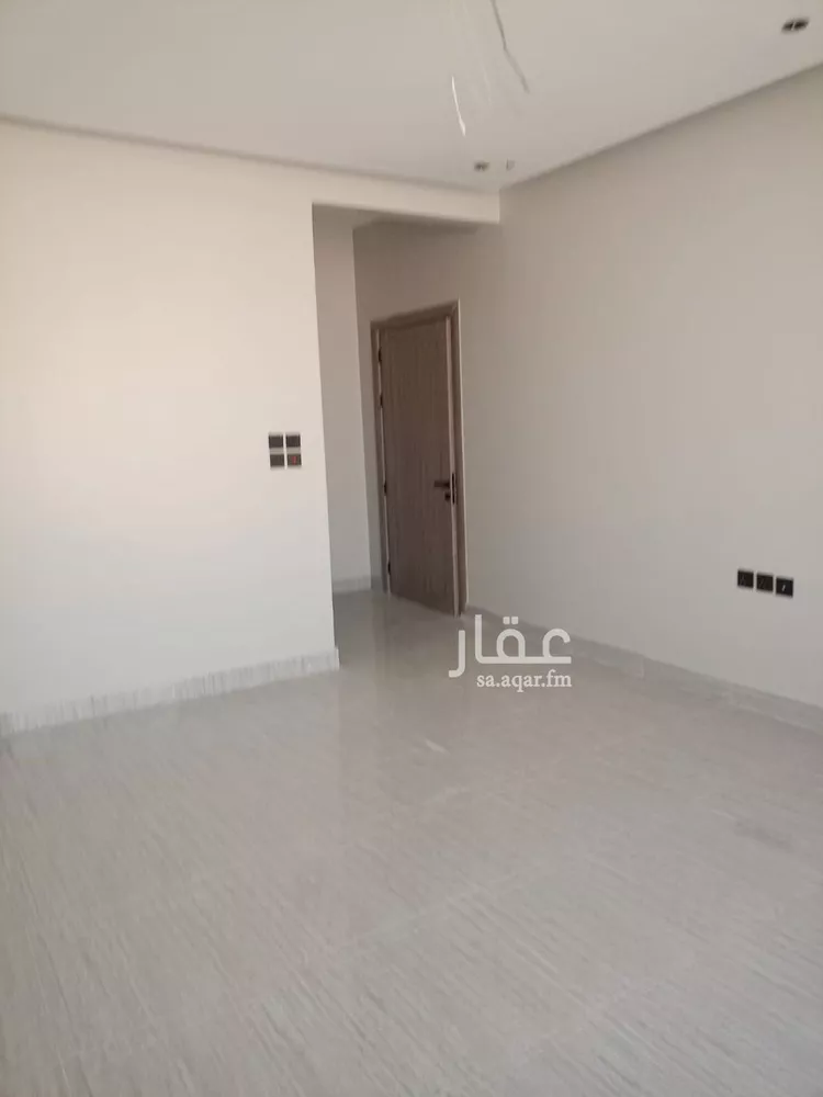 Floor for Sale in Riyadh Ash Sharq 7