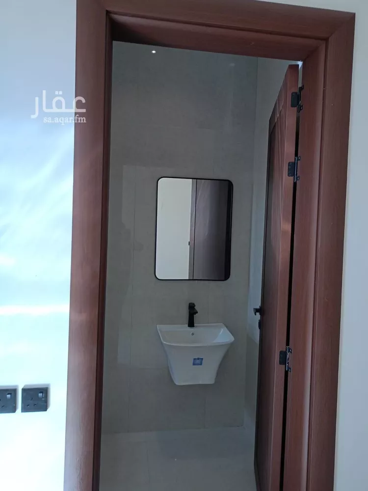 Floor for Sale in Riyadh Ash Sharq 12