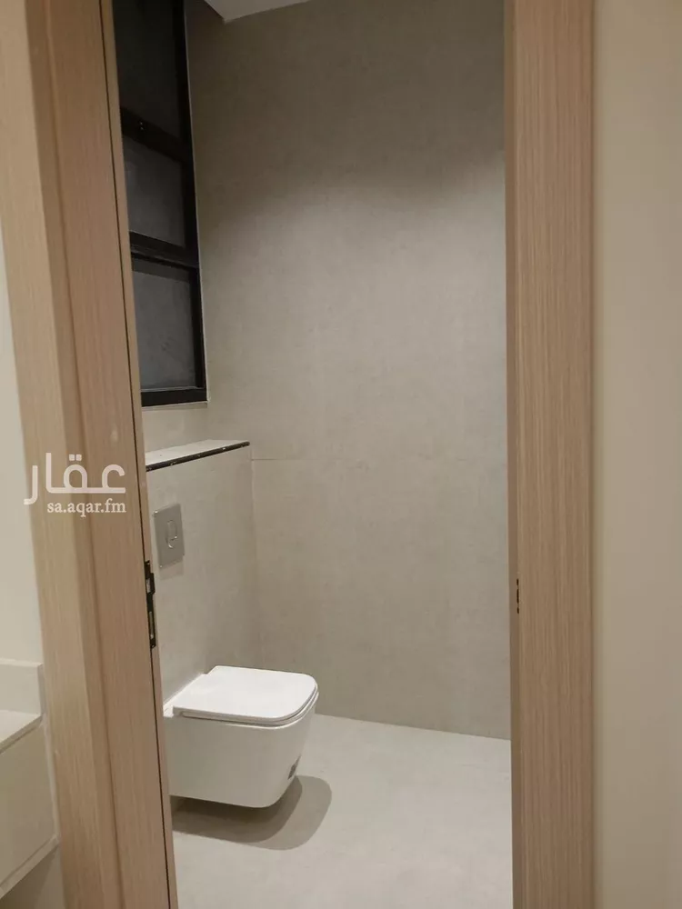 Floor for Sale in Riyadh Ar Rimal 12