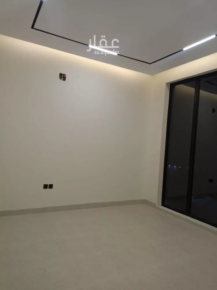 Floor for Sale in Riyadh Ar Rimal 13