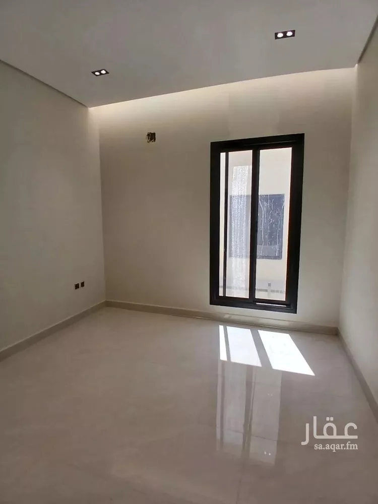 فيلا للبيع في شارع أبي عطاء العطاردي , حي المعيزيلة, مدينة الرياض, منطقة الرياض 15