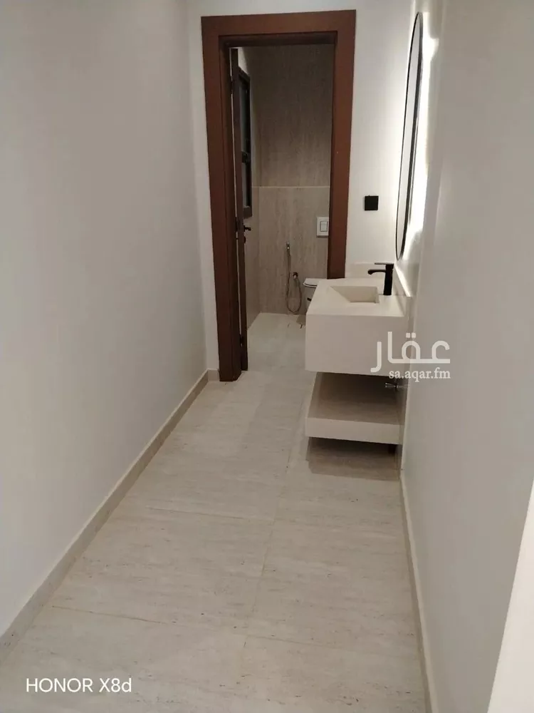 فيلا للبيع في شارع أحمد بن أبي عزرة, حي المرجان, مدينة الرياض, منطقة الرياض 12