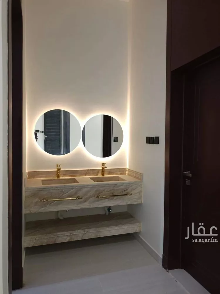 فيلا للبيع في شارع أبها, حي الجنادرية, مدينة الرياض, منطقة الرياض 11