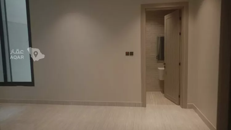 Floor for Sale in Riyadh Ar Rimal 17