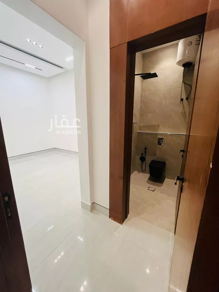 دور للبيع في شارع الحسين بن رواحة, حي الرمال, مدينة الرياض, منطقة الرياض صورة 5