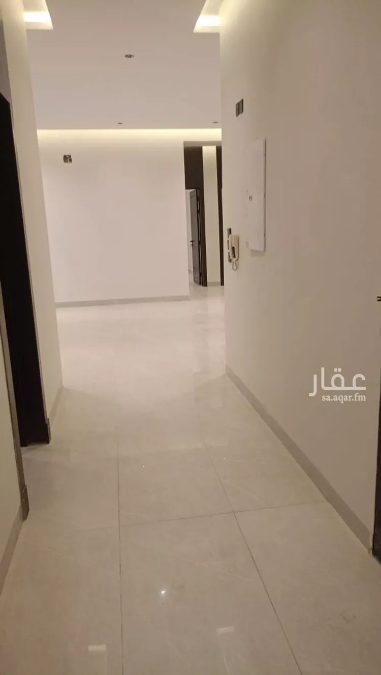 Floor for Sale in Riyadh Ash Sharq 7
