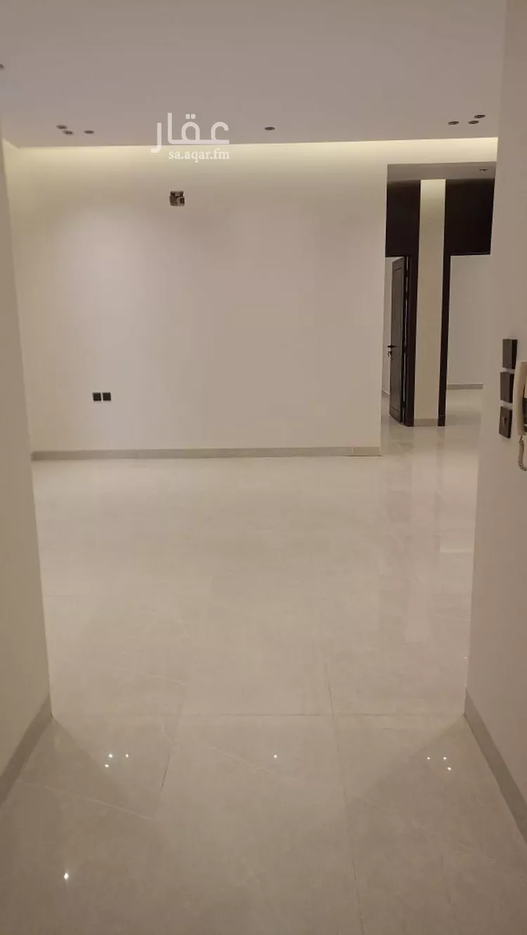 Floor for Sale in Riyadh Ash Sharq 24