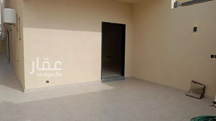 Floor for Sale in Riyadh Ash Sharq 7