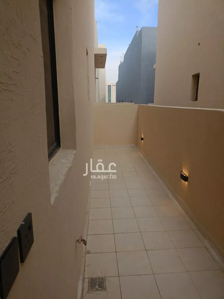 دور للبيع في شارع محمد بن شريك, حي البيان, مدينة الرياض, منطقة الرياض صورة 4