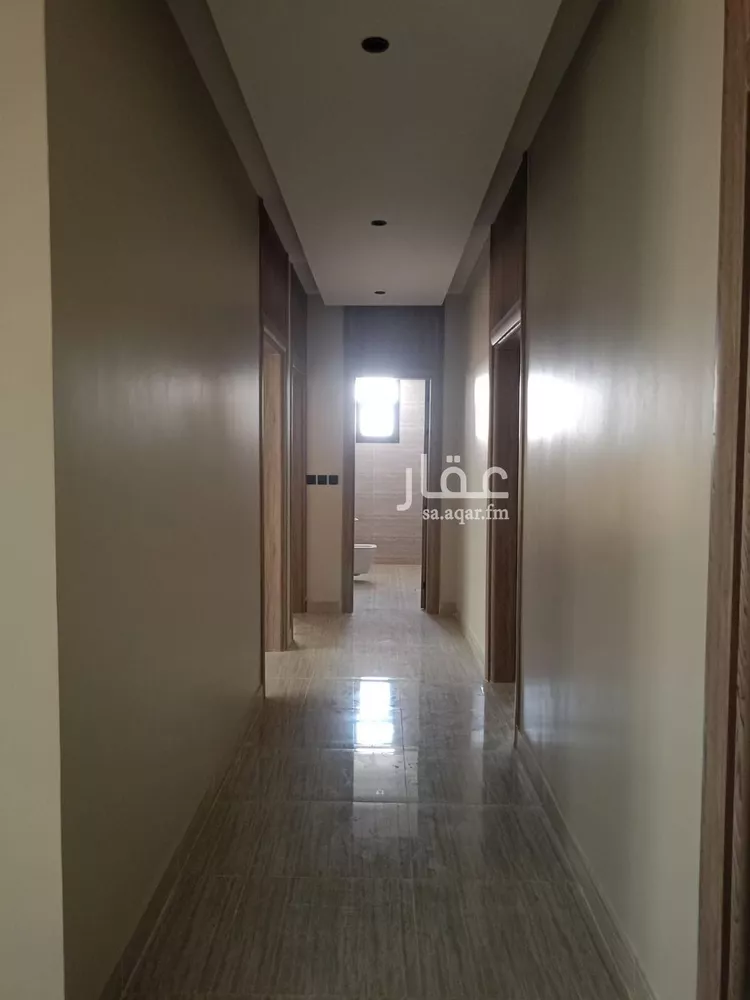Floor for Sale in Riyadh Ash Sharq 21