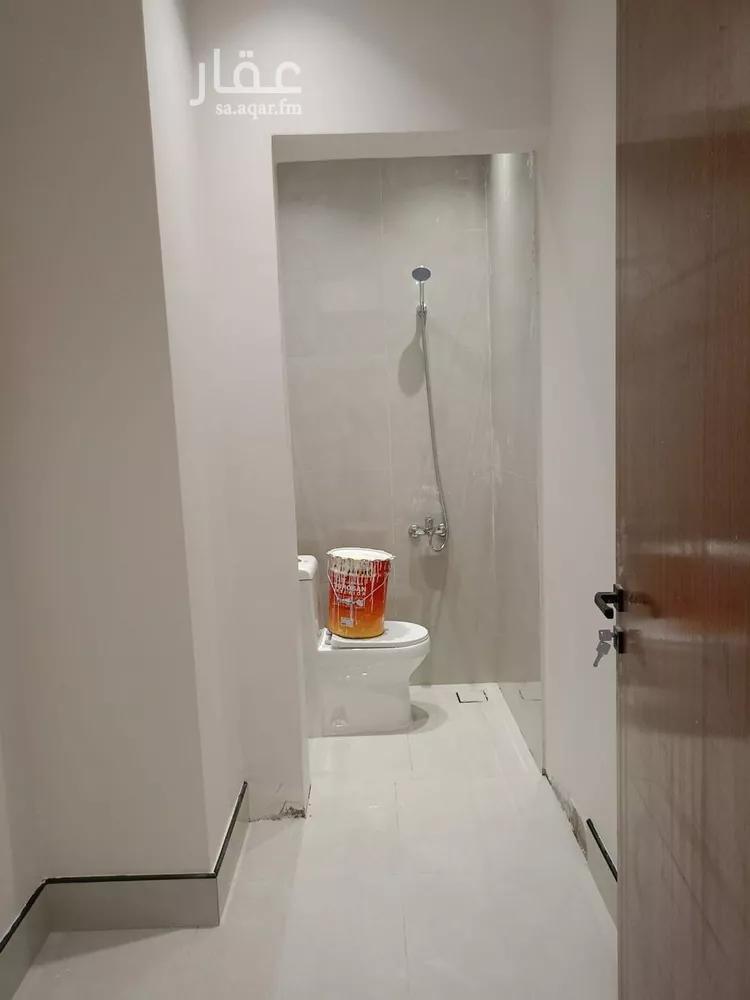 Floor for Sale in Riyadh Ash Sharq 6