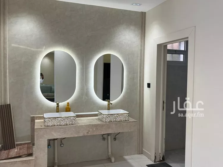 فيلا للبيع في شارع أبي جعفر الخطيب, حي الرمال, مدينة الرياض, منطقة الرياض صورة 2