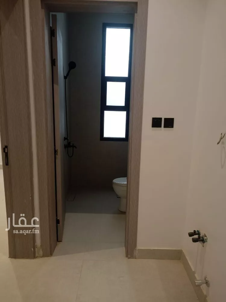 دور للبيع في شارع العمرة, حي الجنادرية, مدينة الرياض, منطقة الرياض 18