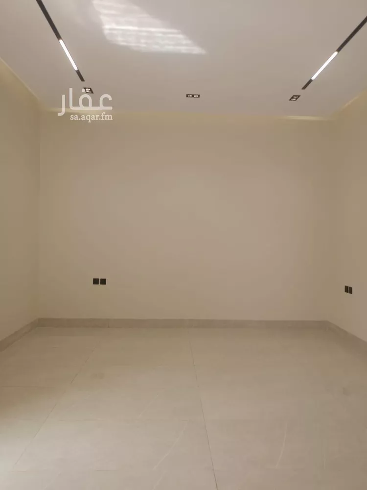 دور للبيع في شارع رشيد الدين الصورى, حي الجنادرية, مدينة الرياض, منطقة الرياض صورة 5