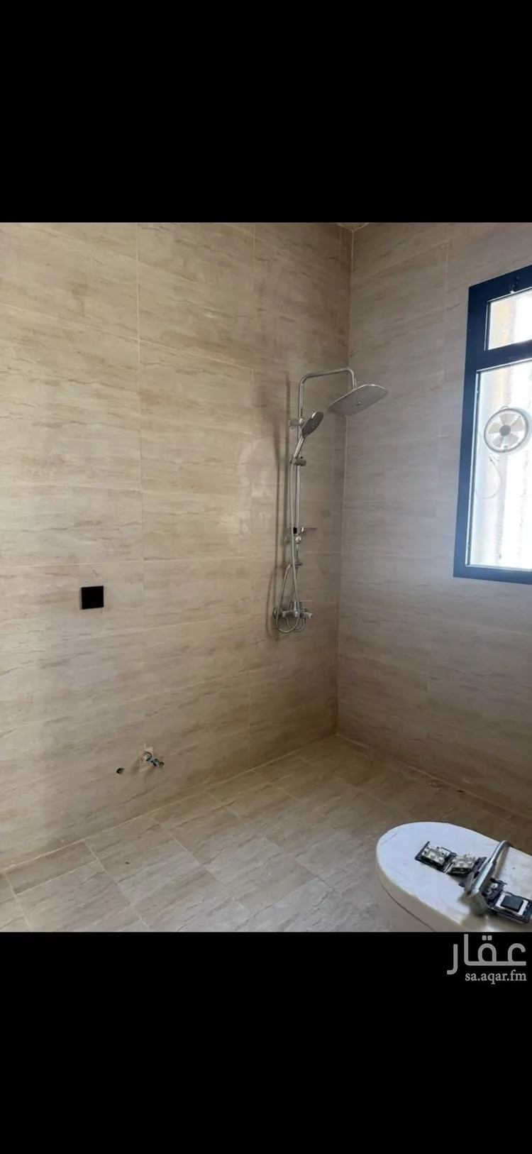 عمارة للإيجار في شارع عبادة بن الصامت, حي الروضة, مدينة الرياض, منطقة الرياض 8