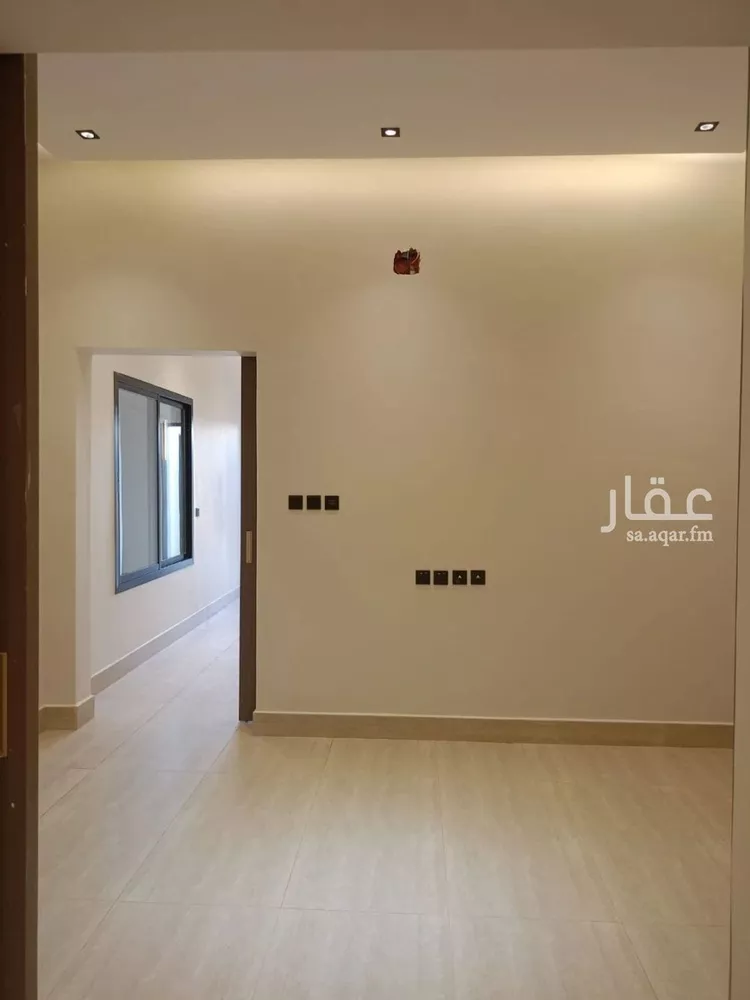 دور للبيع في شارع خريص, حي الجنادرية, مدينة الرياض, منطقة الرياض 7