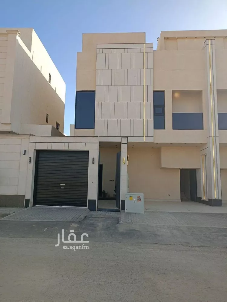 دور للبيع في شارع خريص, حي الجنادرية, مدينة الرياض, منطقة الرياض 14