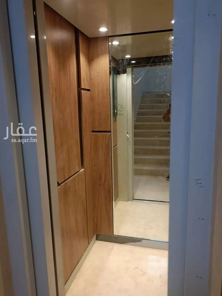 دور للبيع في شارع خريص, حي الجنادرية, مدينة الرياض, منطقة الرياض 15