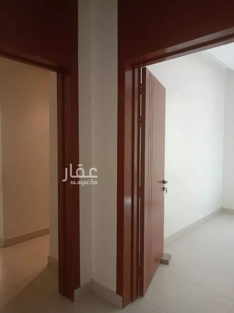فيلا للبيع في شارع العمرة, حي الجنادرية, مدينة الرياض, منطقة الرياض 9