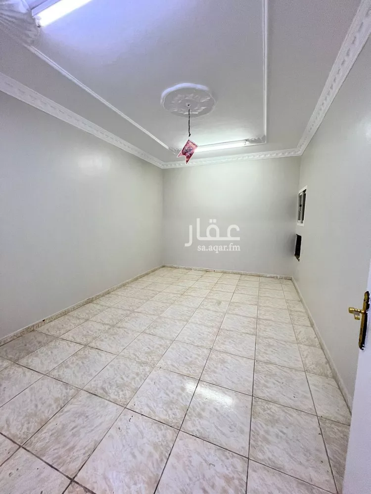 شقة للإيجار في شارع قس بن ساعدة, حي الملك فيصل, مدينة الرياض, منطقة الرياض صورة 4