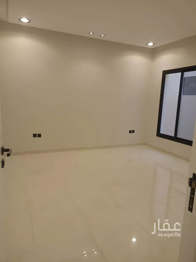 دور للبيع في شارع محمد بن شريك, حي البيان, مدينة الرياض, منطقة الرياض 18