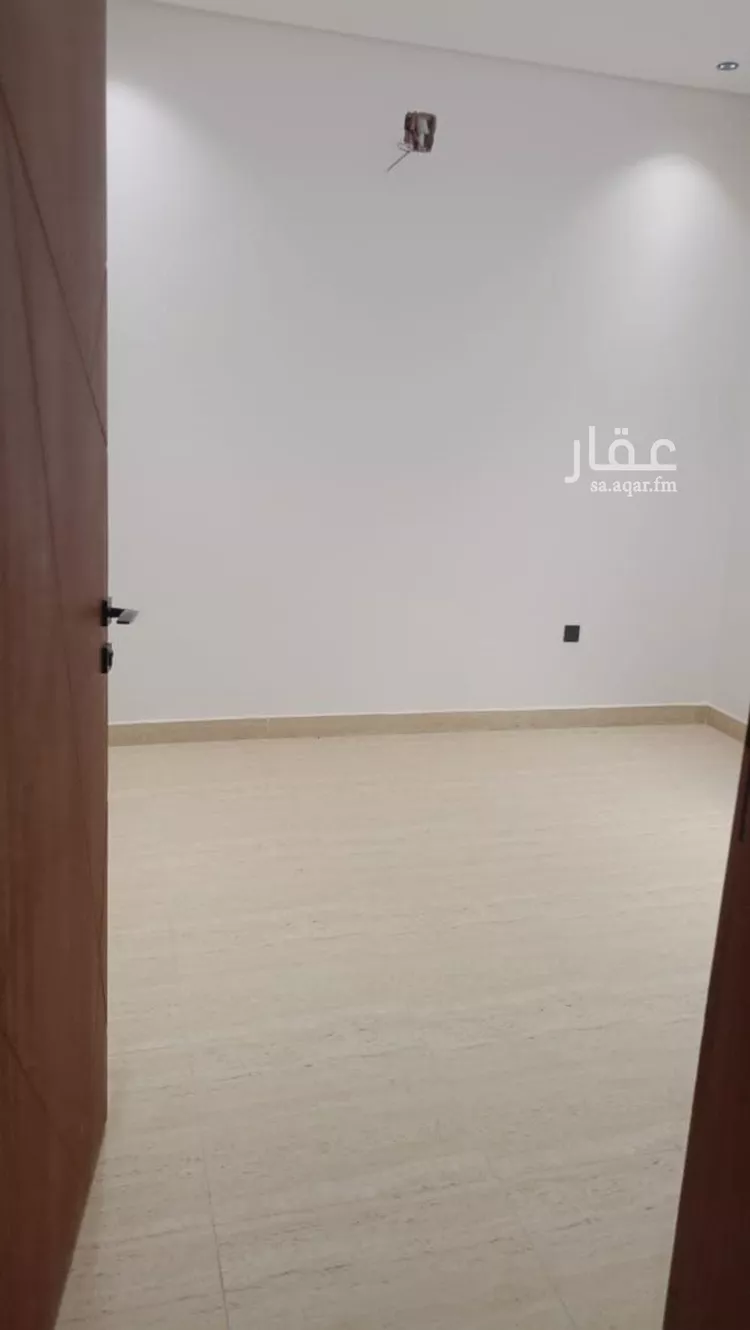 فيلا للبيع في شارع أحمد بن أبي عزرة, حي المرجان, مدينة الرياض, منطقة الرياض صورة 4