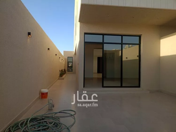 دور للبيع في شارع القاضي الفراء, حي البيان, مدينة الرياض, منطقة الرياض