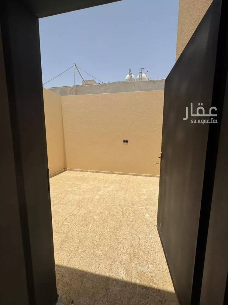 فيلا للبيع في شارع حميدة الإبراهيمي, حي العوالي, مدينة الرياض, منطقة الرياض 10