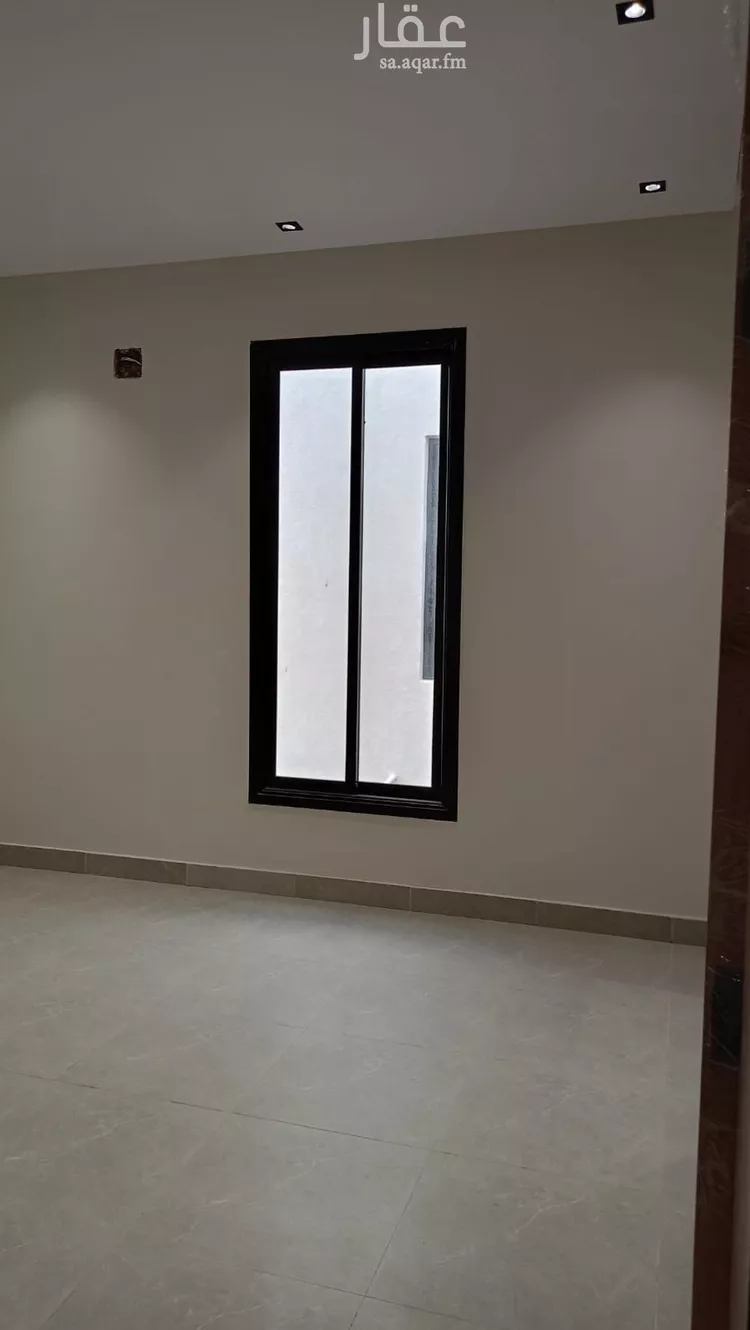 فيلا للبيع في شارع فايز بن محمد العوفى, حي الوسام, مدينة الرياض, منطقة الرياض صورة 3