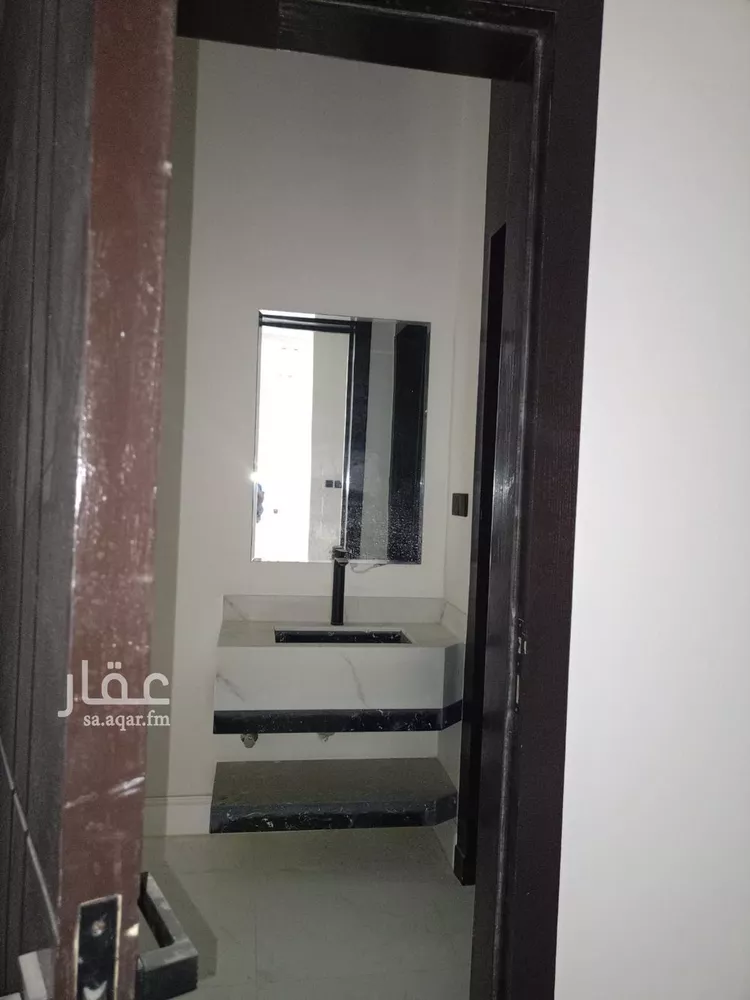 دور للبيع في شارع نصر الجيلاني, حي المرجان, مدينة الرياض, منطقة الرياض 16
