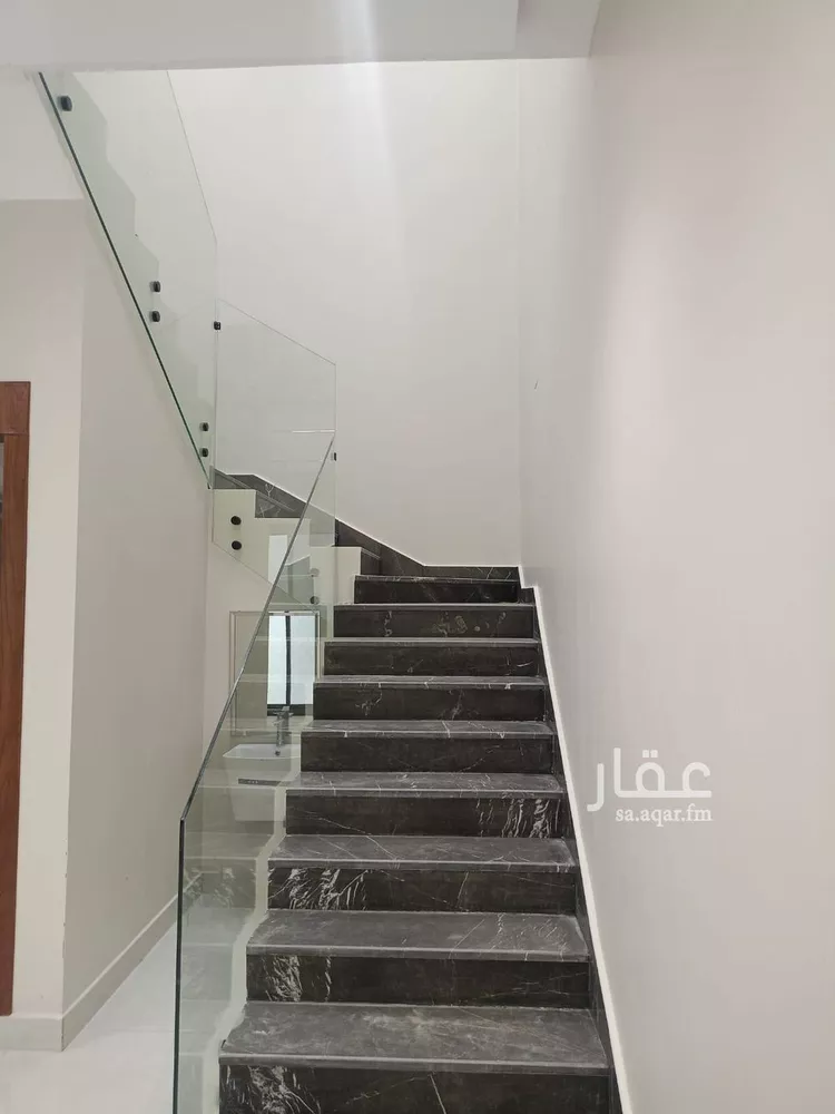 فيلا للبيع في شارع الضياء, حي الجنادرية, مدينة الرياض, منطقة الرياض 16