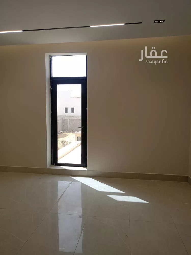دور للبيع في شارع رشيد الدين الصورى, حي الجنادرية, مدينة الرياض, منطقة الرياض 7