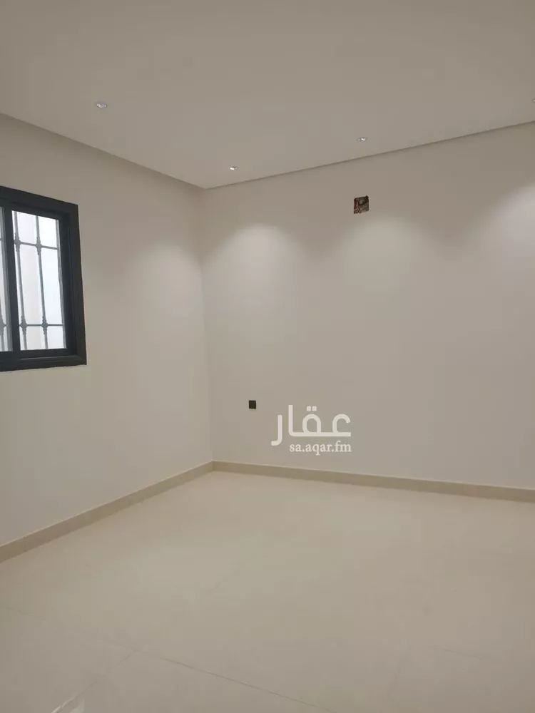 فيلا للبيع في شارع عمر بن الحبيب, حي الجنادرية, مدينة الرياض, منطقة الرياض 11
