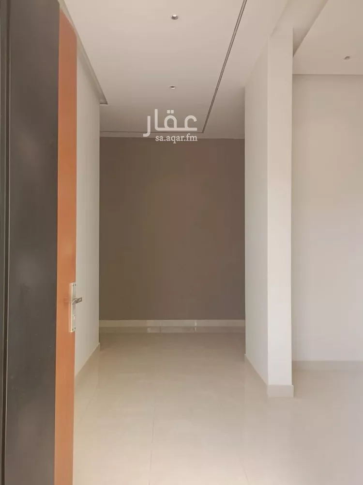 فيلا للبيع في شارع عمر بن الحبيب, حي الجنادرية, مدينة الرياض, منطقة الرياض 19